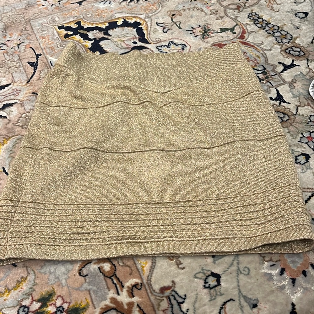 Sexy gold skirt